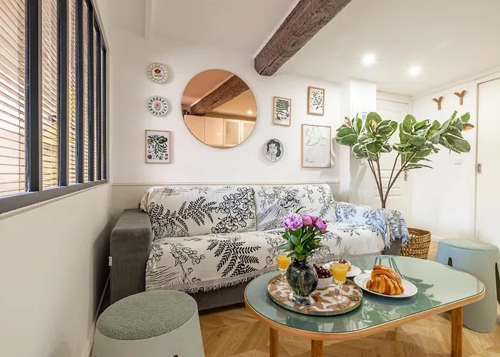 Two With Ac In The Heart Of Old Nice, Each With Its Own Entrance Ницца