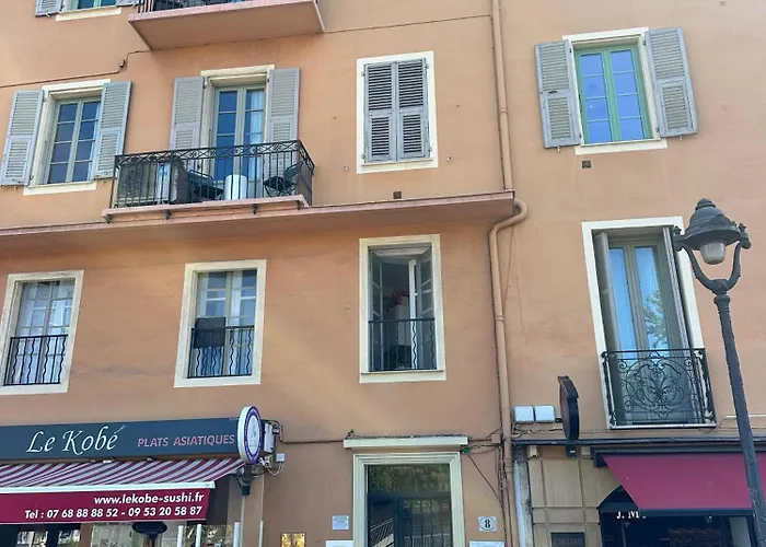 Two With Ac In The Heart Of Old Nice, Each With Its Own Entrance Апартаменты